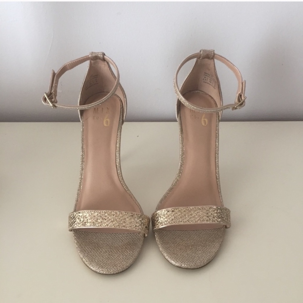 Glitter Gold Heel ✨